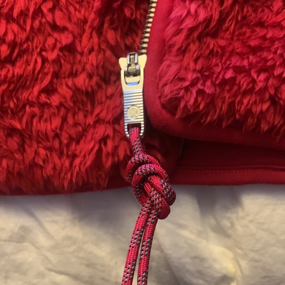 Lululemon fuzzy sweater - Picture 4 of 9